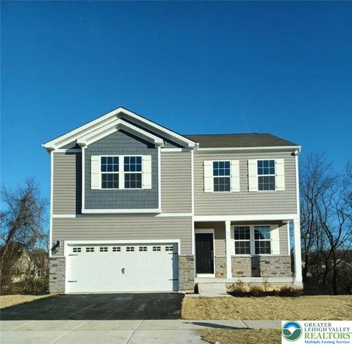 107 Winding Rd, Forks Twp, PA, 18040-8807 | Card Image