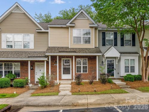 3259 Blythe Ridge Ct, Charlotte, NC, 28213-6895 | Card Image