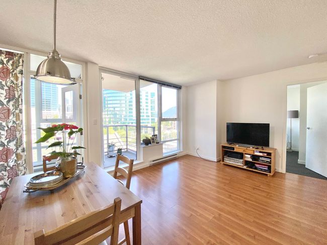 905 - 602 Citadel Parade, Condo with 1 bedrooms, 1 bathrooms and 1 parking in Vancouver BC | Image 6