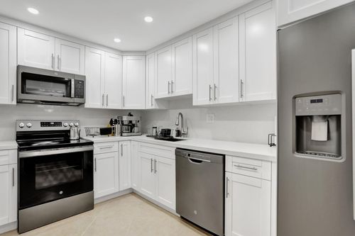 apt-505-10777 W Sample Rd, Coral Springs, FL, 33065-3769 | Card Image