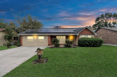 712 Meadowick Dr, Baytown, TX, 77521-4421 | Card Image