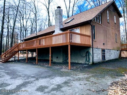 139 Dunchurch Dr, Bushkill, PA, 18324-6874 | Card Image