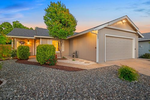 8163 Morgan Hill Way, Sacramento, CA, 95828 | Card Image