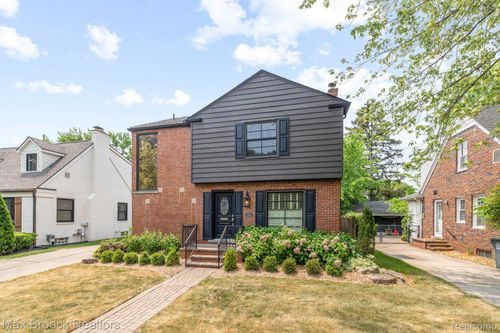 1934 Birmingham Blvd, Birmingham, MI, 48009-1991 | Card Image