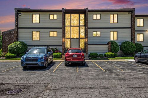 831 Summit Park Ct N, Crown Point, IN, 46307-2657 | Card Image