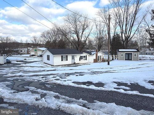 1697 Middleway Pike, BUNKER HILL, WV, 25413-3533 | Card Image