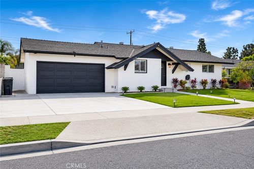 11307 Jane Way, Stanton, CA, 90680-3304 | Card Image