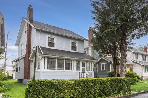 39 Lexington Ave, Bloomfield, NJ, 07003-5715 | Card Image