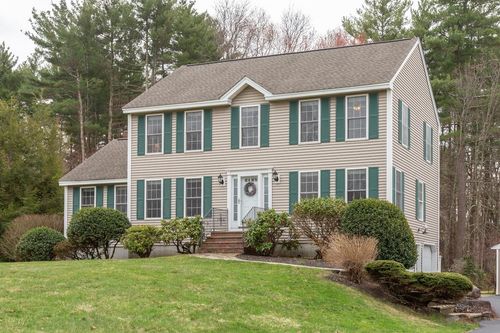 14 Ganley Dr, Salem, NH, 03079-2478 | Card Image