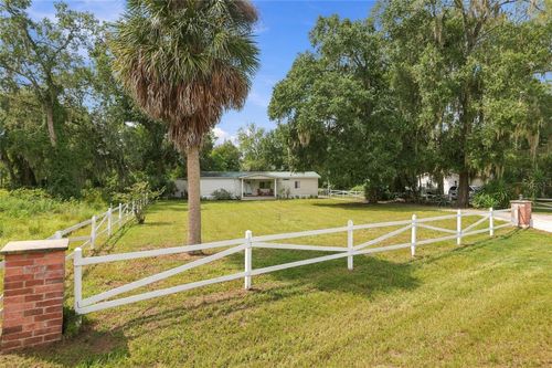 17490 Se 24th Lane Rd, SILVER SPRINGS, FL, 34488-6017 | Card Image