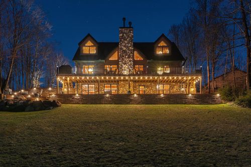 4755 Grand View Dr, Eagle River, WI, 54521-9646 | Card Image