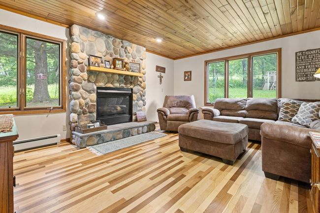 27046 County Rd S, House other with 3 bedrooms, 2 bathrooms and null parking in Blair WI | Image 12