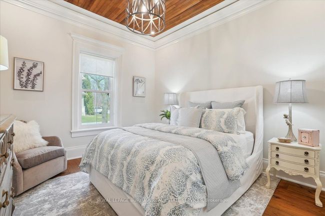 524 Locust St, Home with 0 bedrooms, 2 bathrooms and null parking in Burlington ON | Image 19
