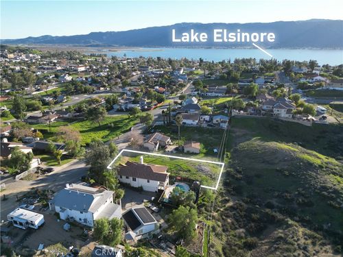 415 N Scrivener, Lake Elsinore, CA, 92530 | Card Image