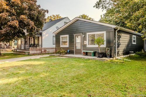 23754 Crossley Ave, Hazel Park, MI, 48030-1606 | Card Image