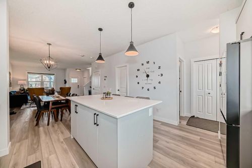 114 Midgrove Mews Sw, Airdrie, AB, T4B5K7 | Card Image