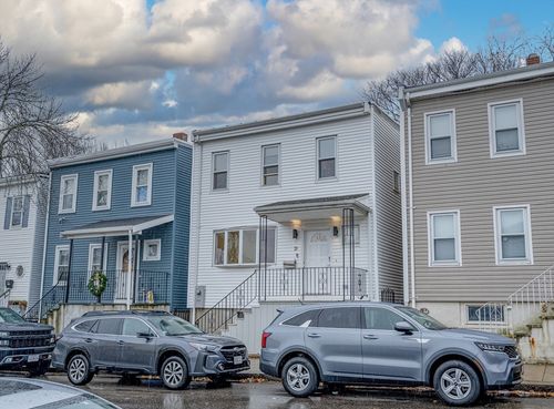 31 Wordsworth St, Boston, MA, 02128-1105 | Card Image
