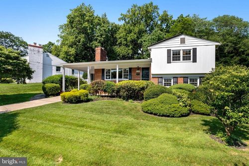 8108 Beech Tree Rd, BETHESDA, MD, 20817-2931 | Card Image