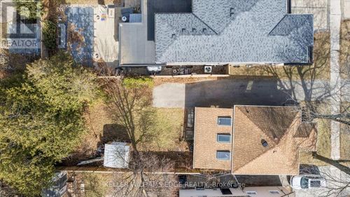 139 Stewart St, Oakville, ON, L6K1X8 | Card Image