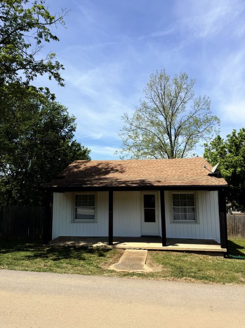 112 Polk St, Cornersville, TN, 37047-4307 | Card Image