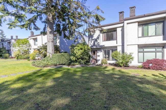 3348 Vincent Street, Townhouse with 3 bedrooms, 1 bathrooms and 2 parking in Port Coquitlam BC | Image 3