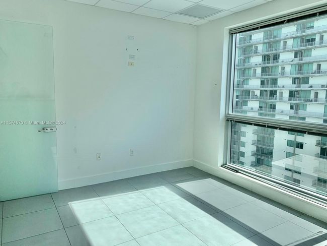 STE-1809 - 175 Sw 7 Th St, Home with 0 bedrooms, 0 bathrooms and null parking in MIAMI FL | Image 5