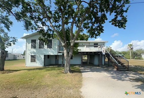 50 N Vivian Stevens St, Port Lavaca, TX, 77979-7213 | Card Image