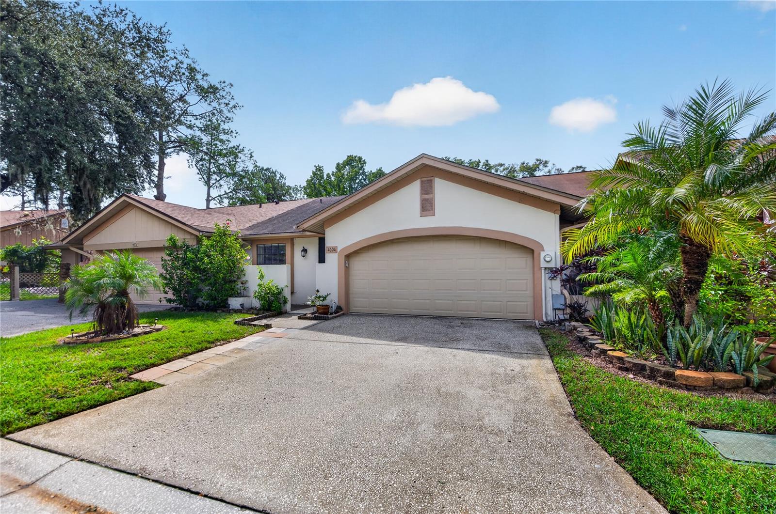 4004 Shoreside Circle, For Sale in Tampa - eXp Realty