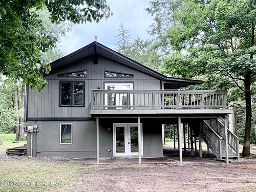 136 Pine Run, Pocono Lake, PA, 18347-7961 | Card Image