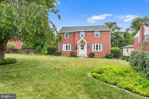 321 Holt Ln, SPRINGFIELD, PA, 19064-2808 | Card Image
