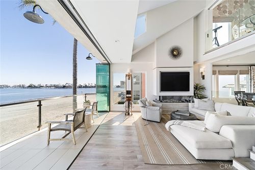 6302 E Bay Shore Walk, Long Beach, CA, 90803 | Card Image