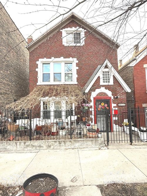 2252 S Sacramento Avenue Sw, Chicago, IL, 60623 | Card Image