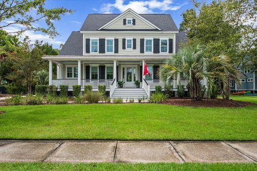 3055 Yachtsman Dr, Mount Pleasant, SC, 29466-2449 | Card Image