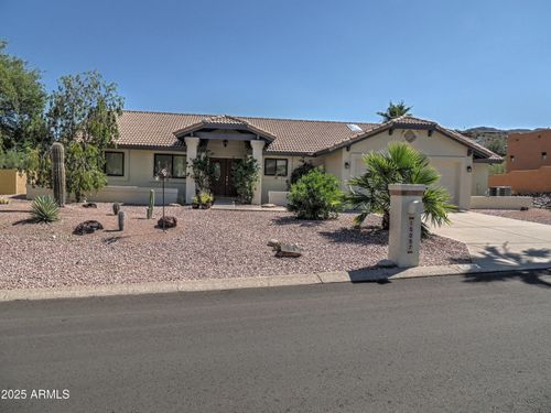 15057 E Marathon Dr, Fountain Hills, AZ, 85268-1334 | Card Image