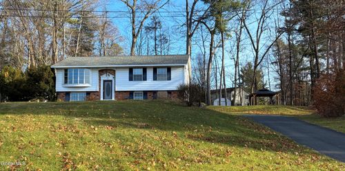 12 Clove Ct, Clifton Park, NY, 12065-5422 | Card Image