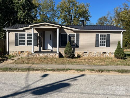 29 E Mitchell St, Old Fort, NC, 28762-6805 | Card Image