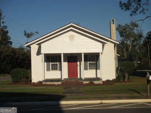 39 N Tallahassee St, Hazlehurst, GA, 31539-6701 | Card Image