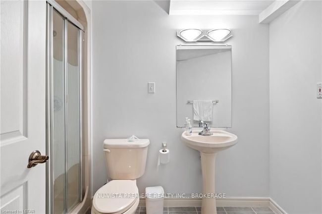 2812 Southridge St, House other with 4 bedrooms, 0 bathrooms and 2 parking in Windsor ON | Image 20
