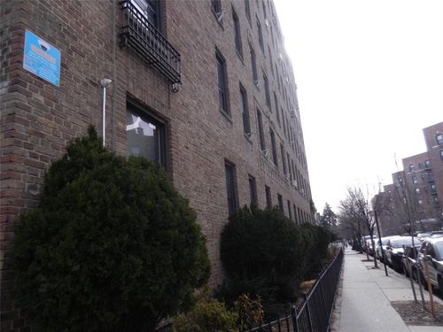 bsmt-6k-91 34th Ave, Jackson Heights, NY, 11372-3714 | Card Image