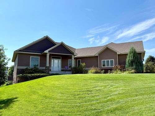 1614 Quie Ln, Northfield, MN, 55057-1218 | Card Image
