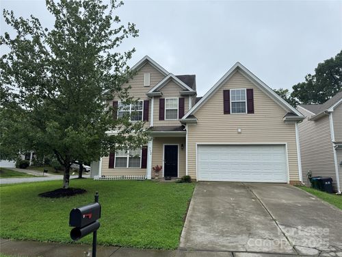 712 Harrier Rd, Charlotte, NC, 28216-2764 | Card Image