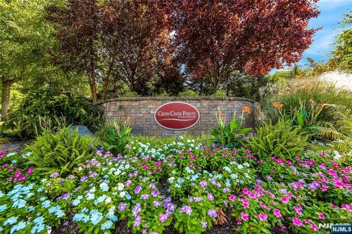 6 Markham Cir, Englewood, NJ, 07631-5038 | Card Image