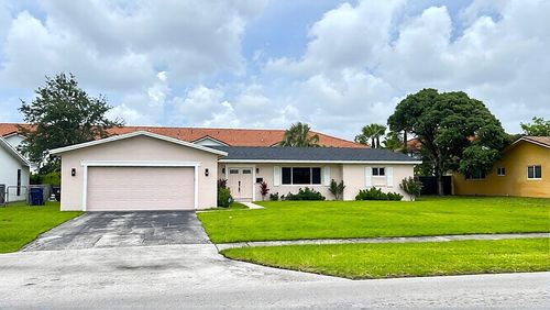 3521 Nw 29th St, Lauderdale Lakes, FL, 33311-1844 | Card Image