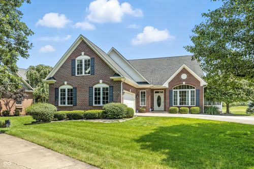 10844 Fairwoods Dr, Fishers, IN, 46037-8804 | Card Image