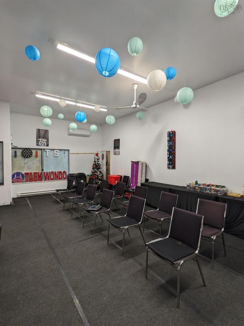 {{alt}} | Card Image