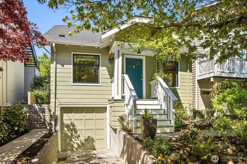 546 N 75th St, Seattle, WA, 98103-4746 | Card Image