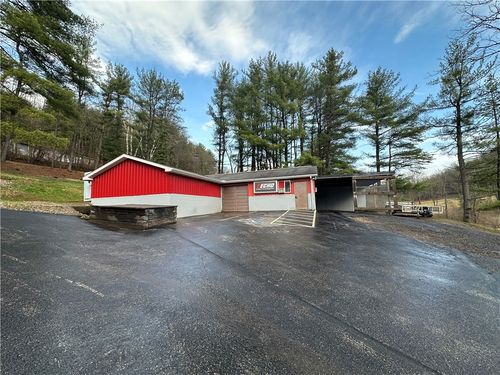 5244 Greensburg Rd, Apollo, PA, 15613-1705 | Card Image