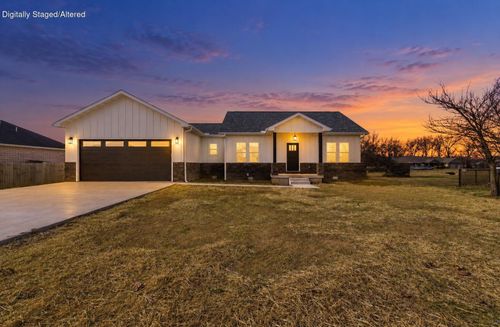 2707 Mayfield Dr, Mountain Grove, MO, 65711-8406 | Card Image