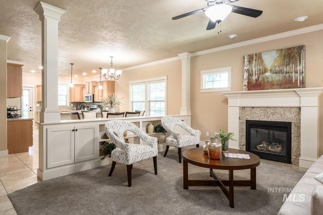 994 E Winding Creek Dr, House other with 3 bedrooms, 3 bathrooms and 2 parking in Eagle ID | Image 6