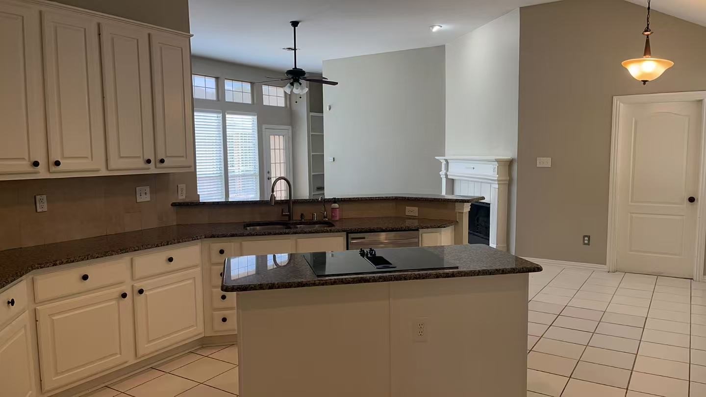 Residential Lease in Plano 5